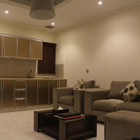 Valencia Hotel Suites Al Khobar Exteriör bild