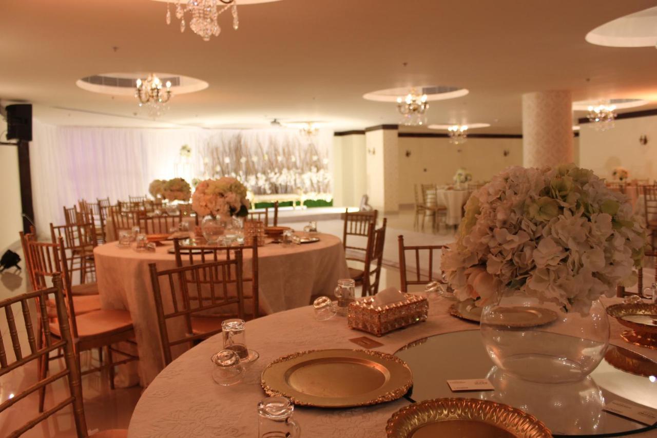 Valencia Hotel Suites Al Khobar Exteriör bild