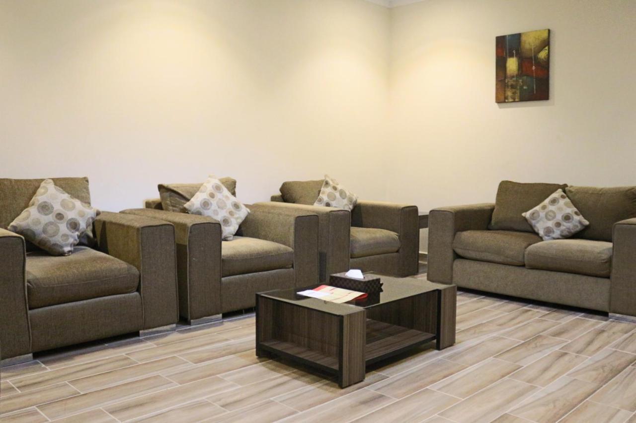 Valencia Hotel Suites Al Khobar Exteriör bild