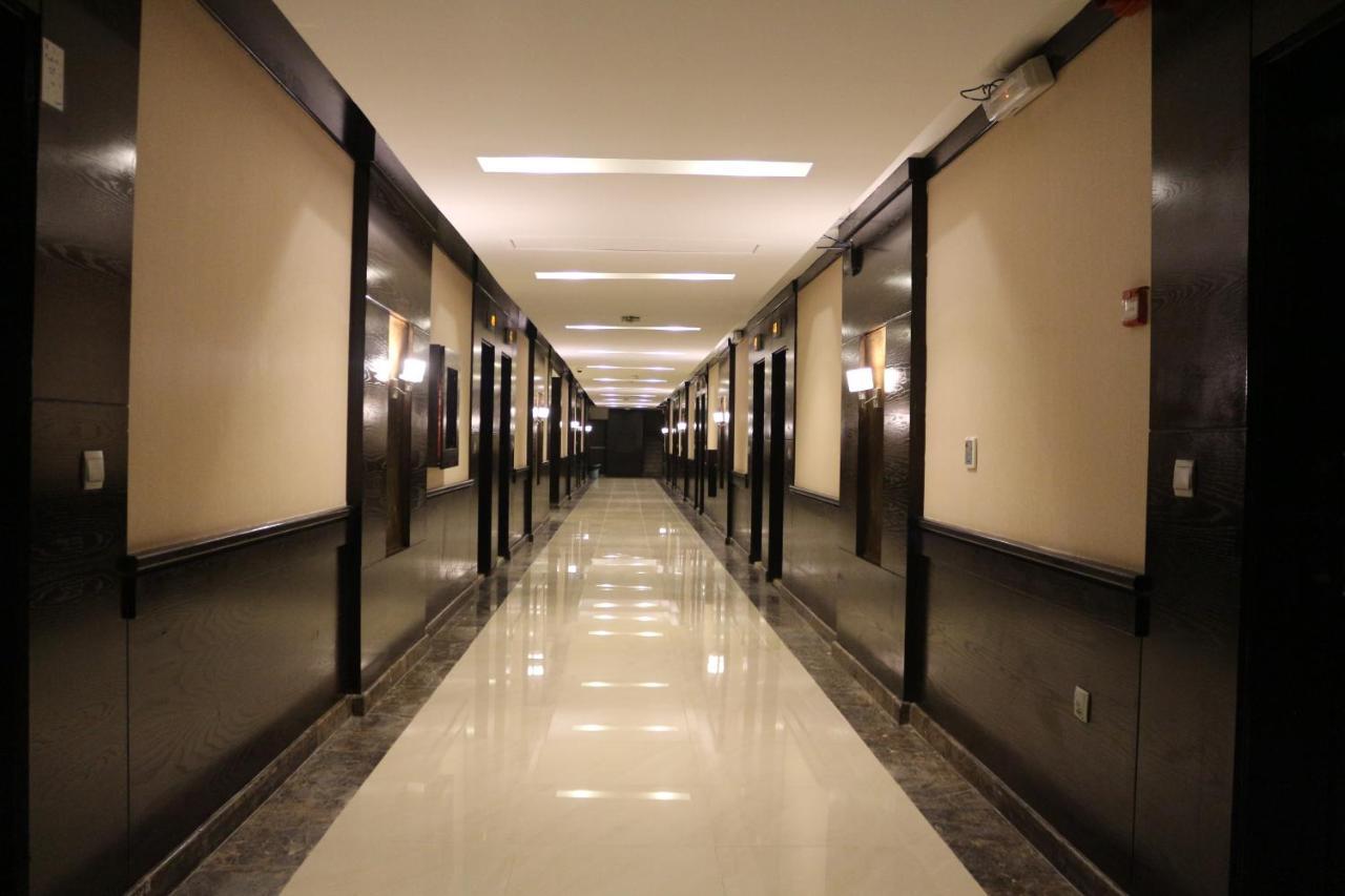 Valencia Hotel Suites Al Khobar Exteriör bild