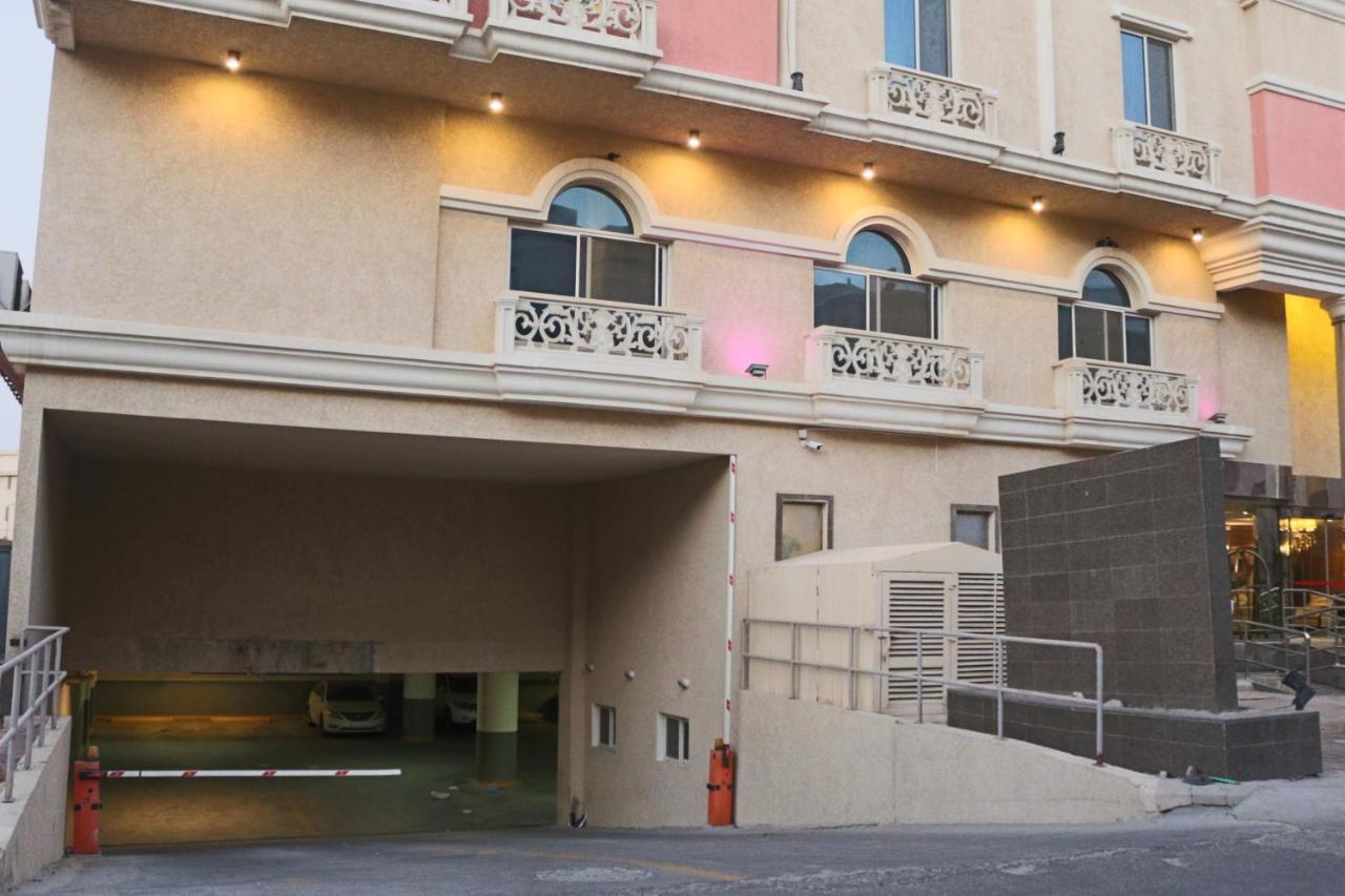 Valencia Hotel Suites Al Khobar Exteriör bild