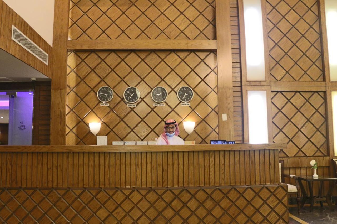Valencia Hotel Suites Al Khobar Exteriör bild