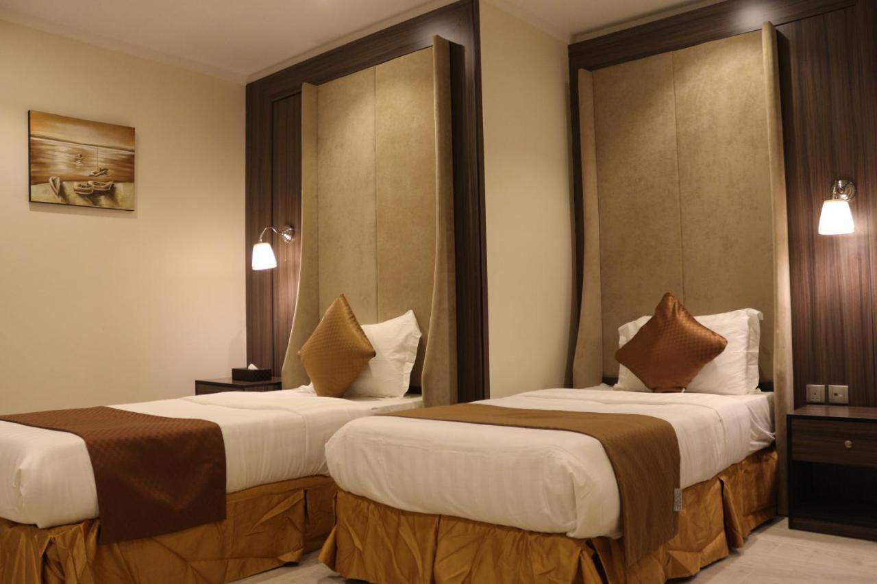 Valencia Hotel Suites Al Khobar Exteriör bild