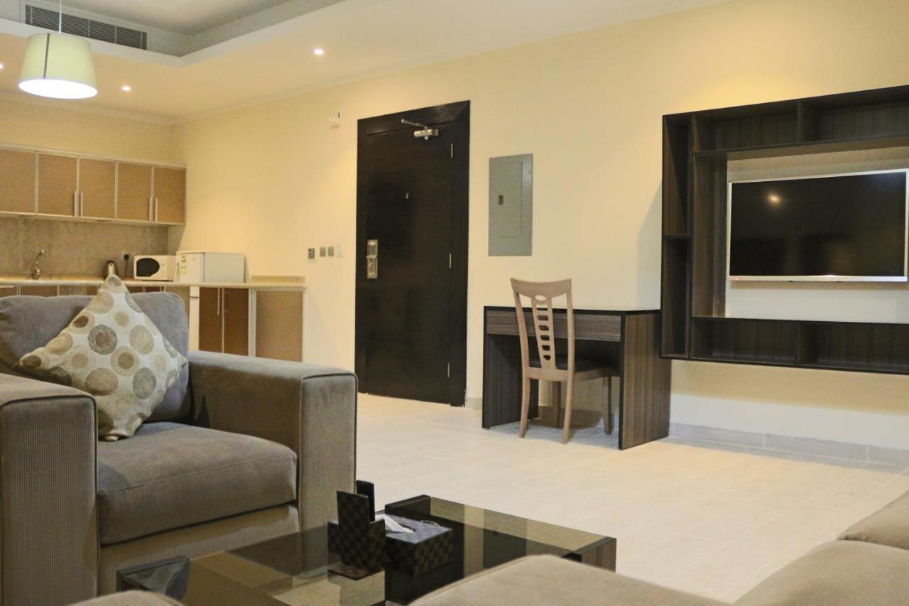 Valencia Hotel Suites Al Khobar Exteriör bild