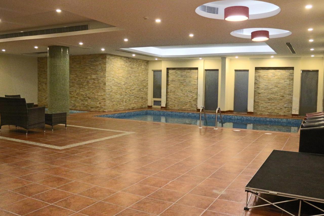 Valencia Hotel Suites Al Khobar Exteriör bild