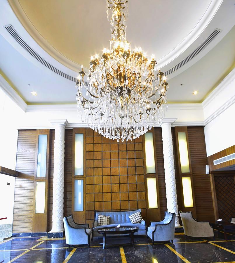 Valencia Hotel Suites Al Khobar Exteriör bild