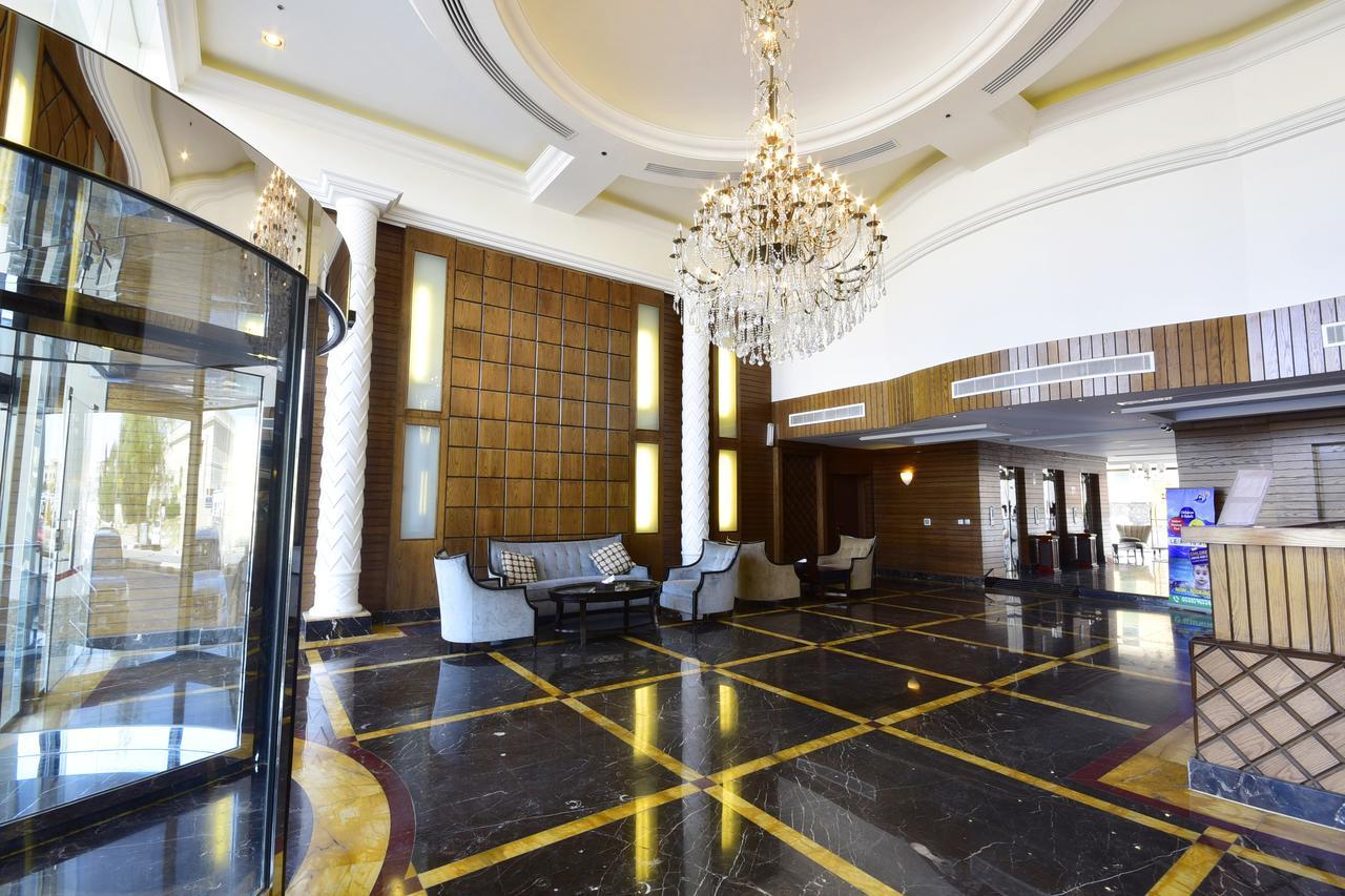 Valencia Hotel Suites Al Khobar Exteriör bild