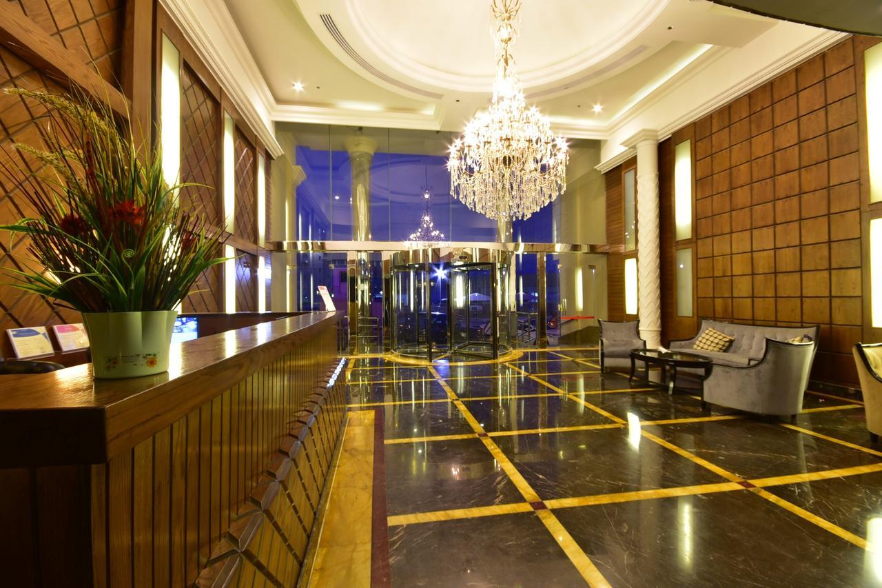 Valencia Hotel Suites Al Khobar Exteriör bild