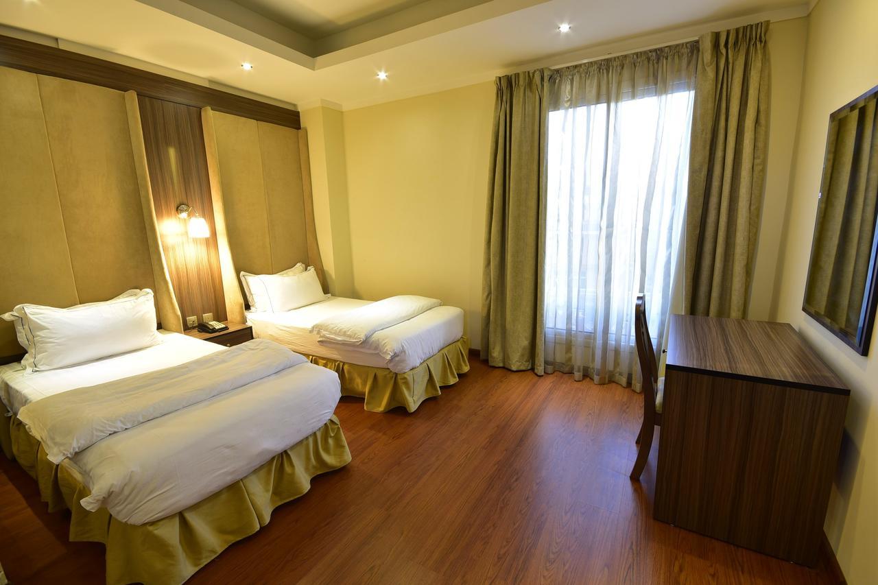 Valencia Hotel Suites Al Khobar Exteriör bild